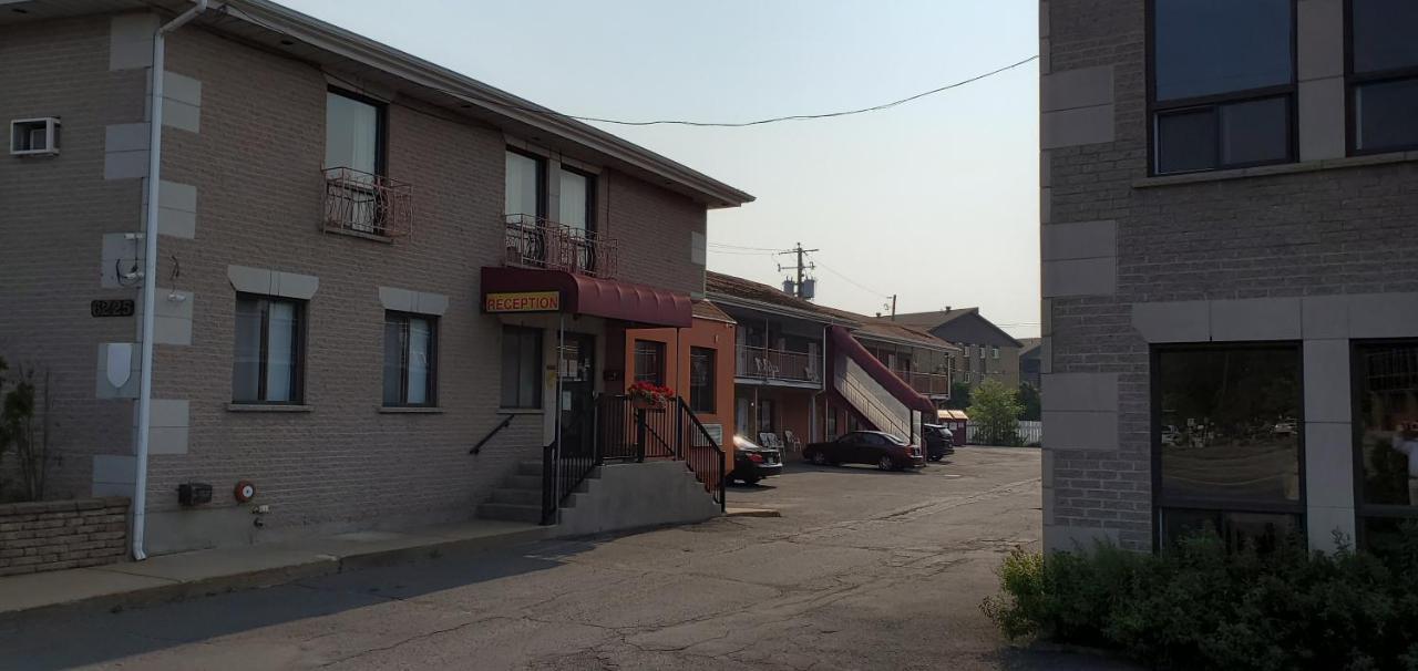 Motel Falcon Brossard Exterior foto