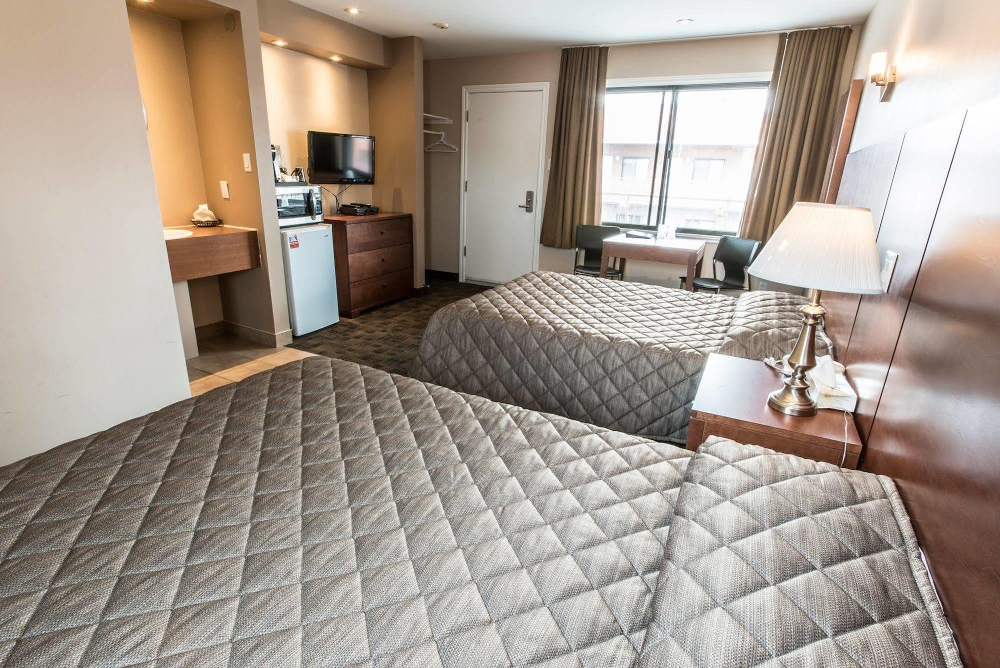 Motel Falcon Brossard Exterior foto